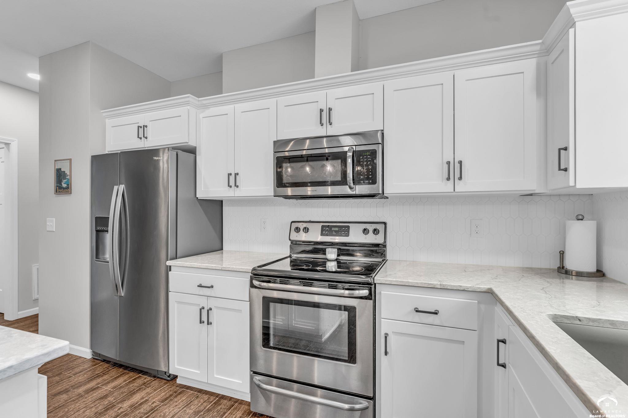 339 Florida Street Lawrence, KS 66044 - Photo 15 of 34