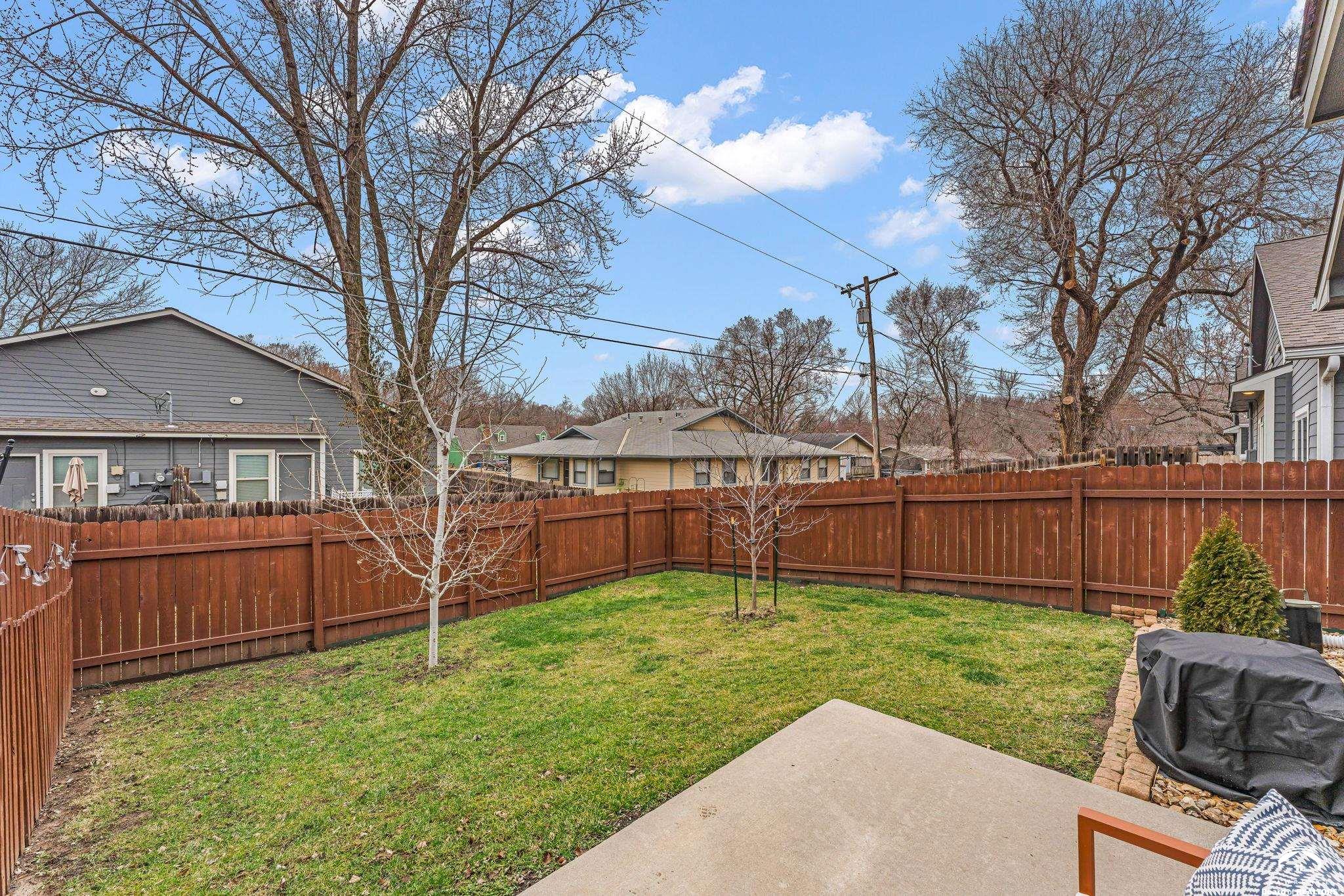 339 Florida Street Lawrence, KS 66044 - Photo 32 of 34