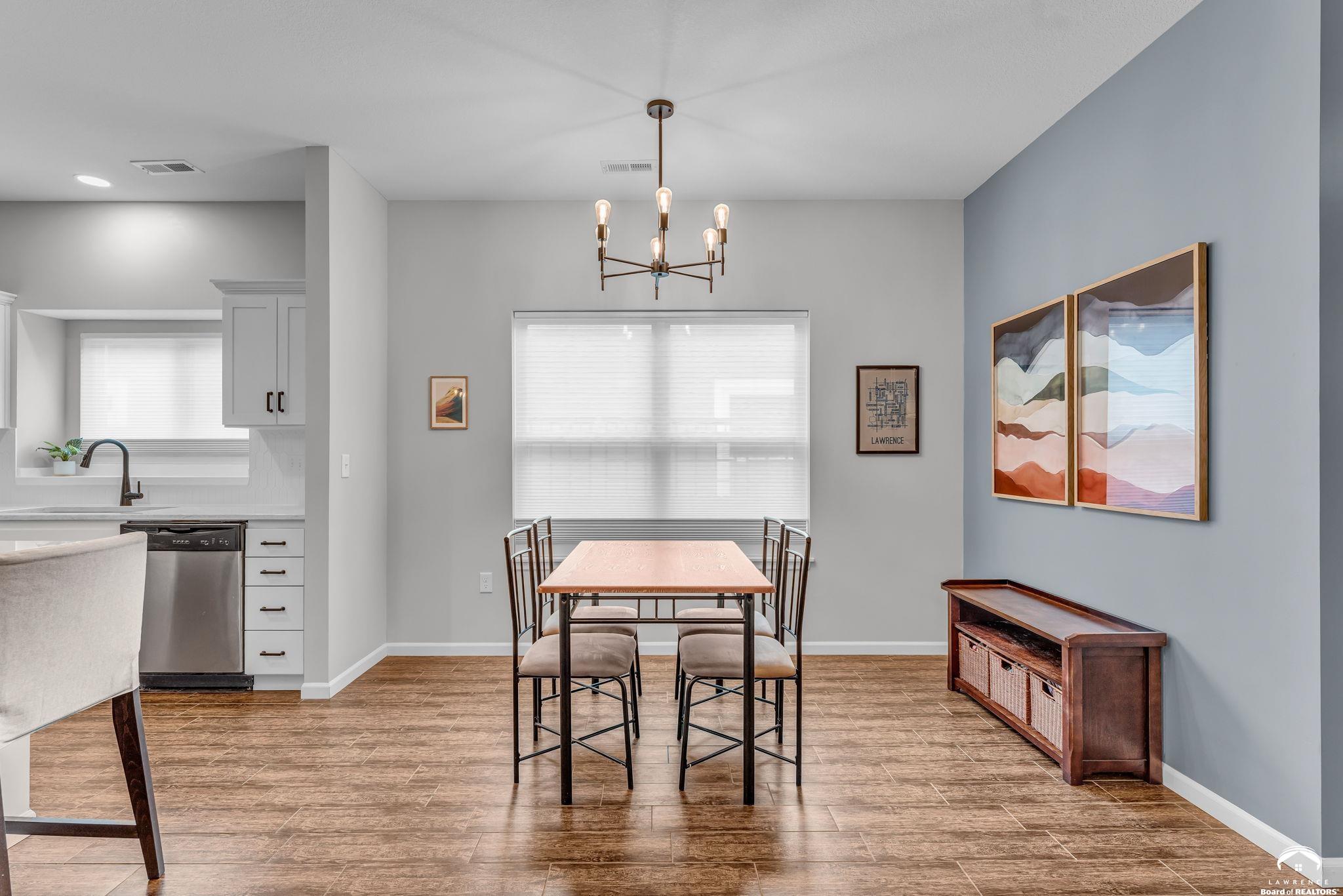 339 Florida Street Lawrence, KS 66044 - Photo 9 of 34