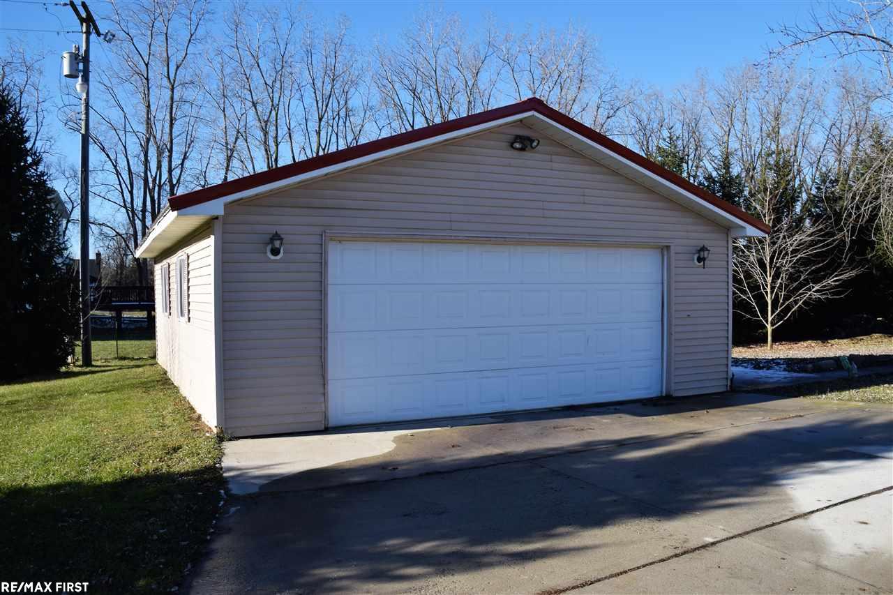 18275 Pratt Road Armada, MI 48005 - Photo 4 of 41