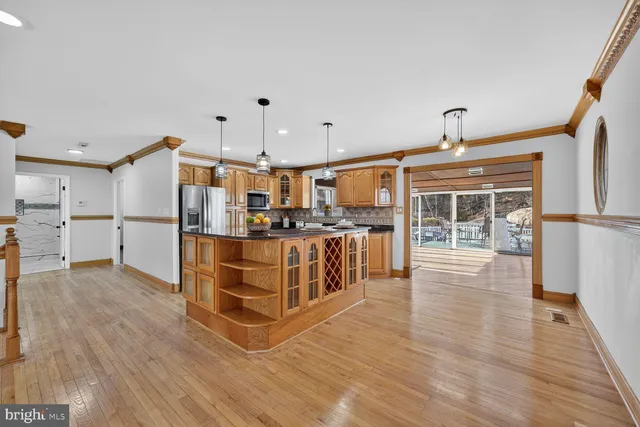 $479,000 | 4707 Iverson Place, Temple Hills, MD 20748