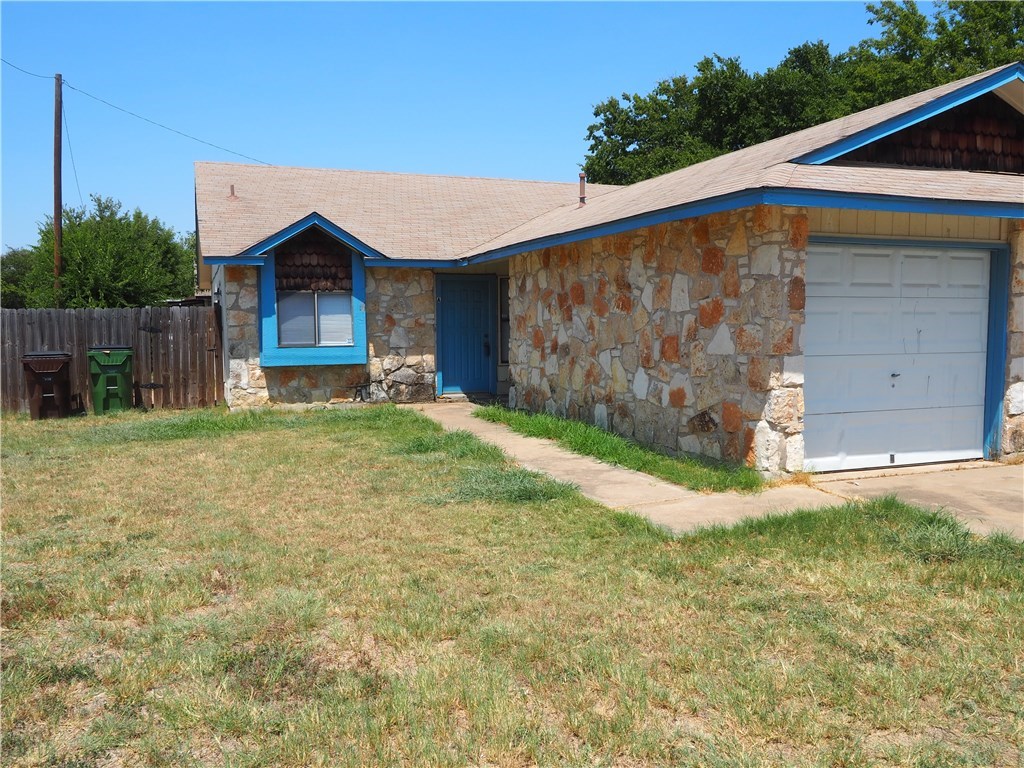 602 Misty Morning Way, Unit B Round Rock, TX 78664 - Photo 1 of 1 a backyard of a house