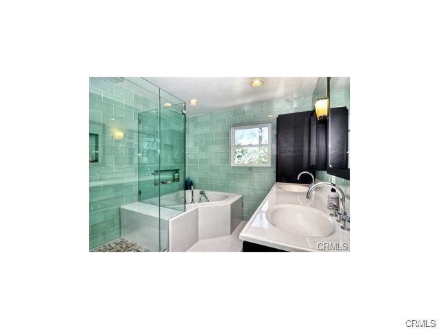 16 Goldstone Irvine, CA 92614 - Photo 9 of 14 Primary bath with Tub and walk in shower