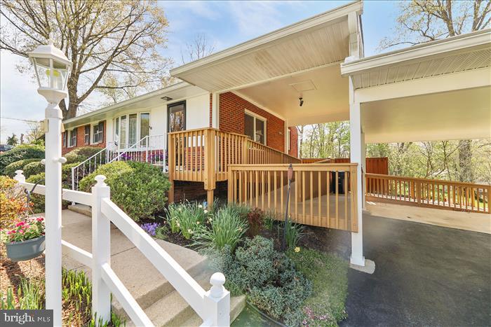 4007 Foreston Road Beltsville, MD 20705 - Photo 4 of 59 Gallery Image 4