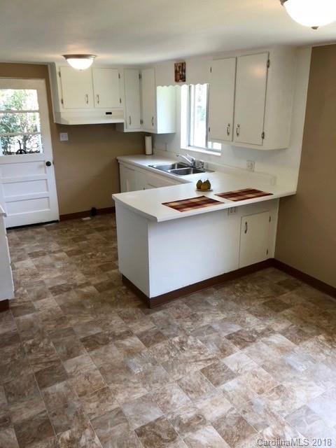 918 Cashiers Valley Road Brevard, NC 28712 - Photo 11 of 35 Gallery Image 11