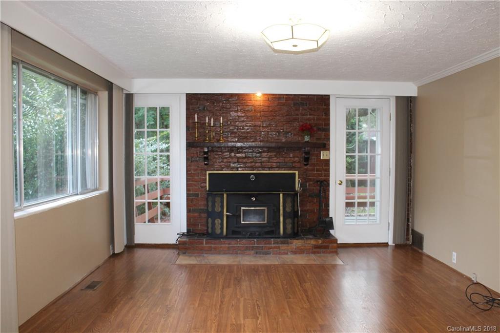 918 Cashiers Valley Road Brevard, NC 28712 - Photo 4 of 35 Gallery Image 4
