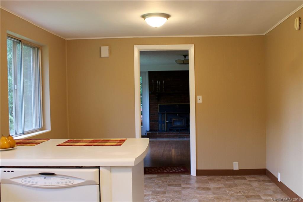 918 Cashiers Valley Road Brevard, NC 28712 - Photo 7 of 35 Gallery Image 7