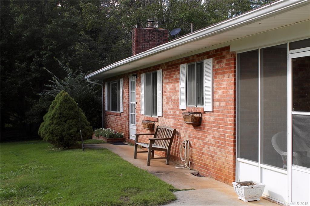 918 Cashiers Valley Road Brevard, NC 28712 - Photo 9 of 35 Gallery Image 9