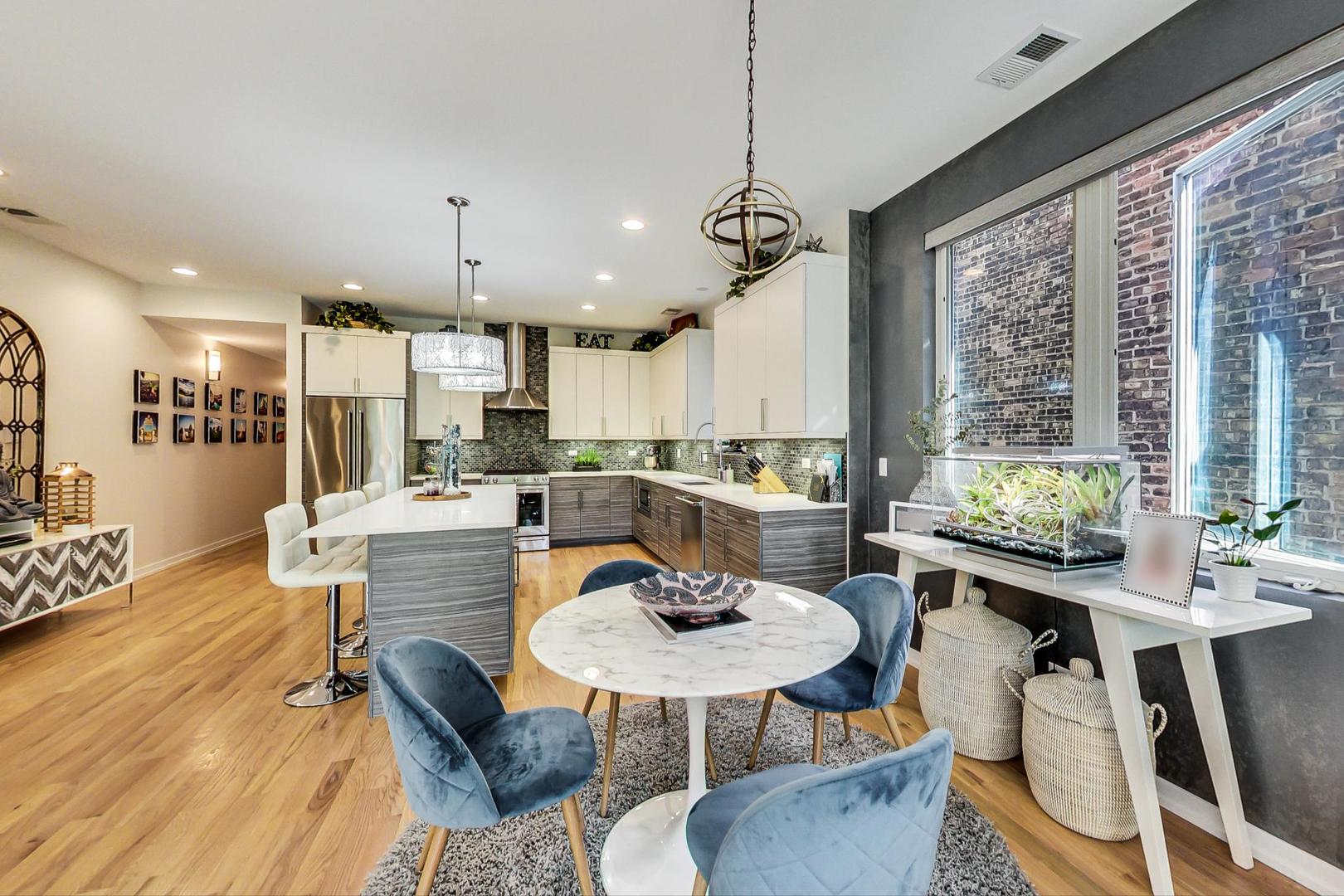 1033 South Racine Avenue, Unit 2S Chicago, IL 60607 - Photo 7 of 24