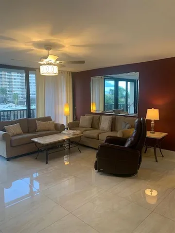 $2,850 | 2017 South Ocean Drive, Unit 307, Hallandale Beach, FL 33009