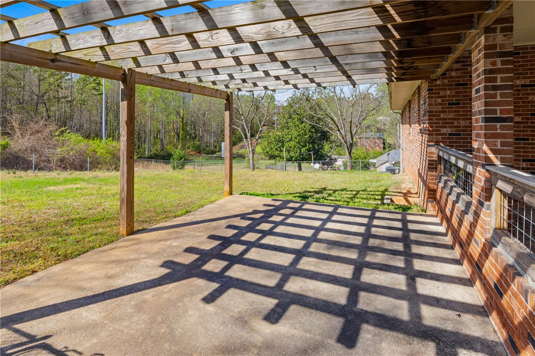 402 Maple Avenue Seneca, SC 29678 - Photo 17 of 38