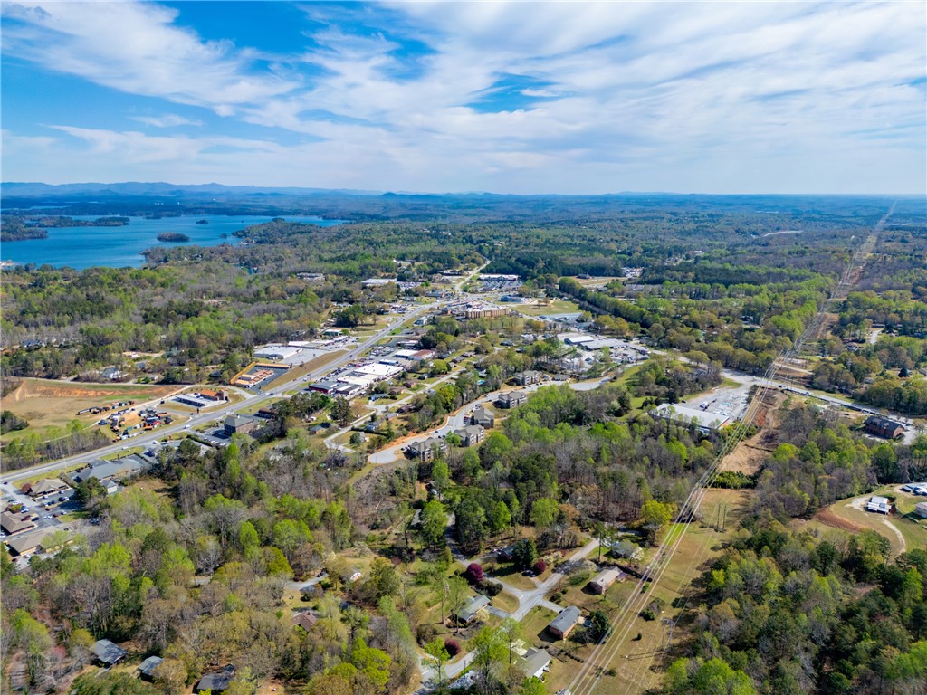 402 Maple Avenue Seneca, SC 29678 - Photo 23 of 38