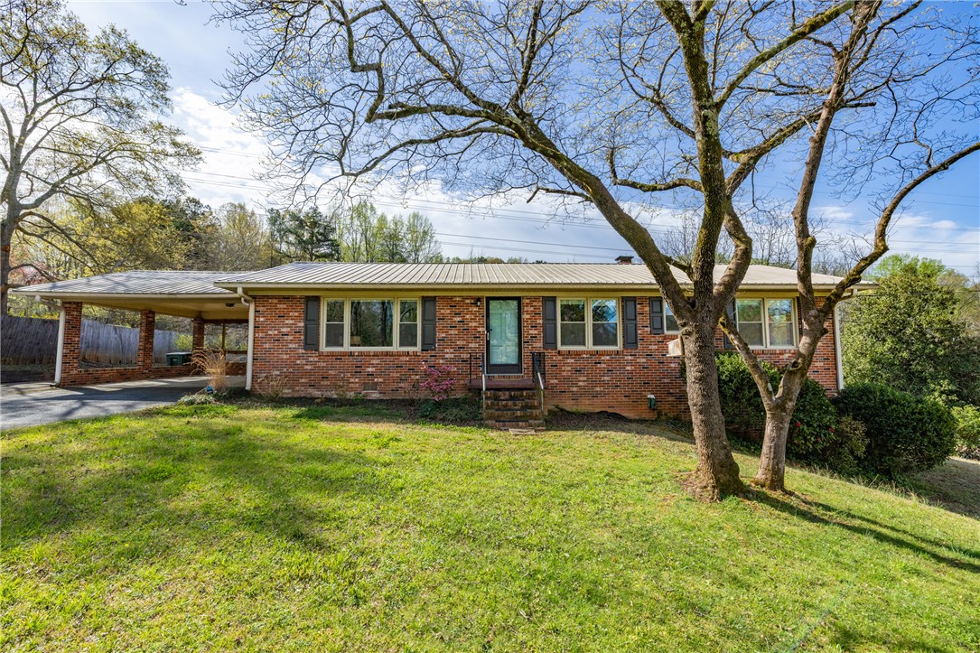 402 Maple Avenue Seneca, SC 29678 - Photo 29 of 38