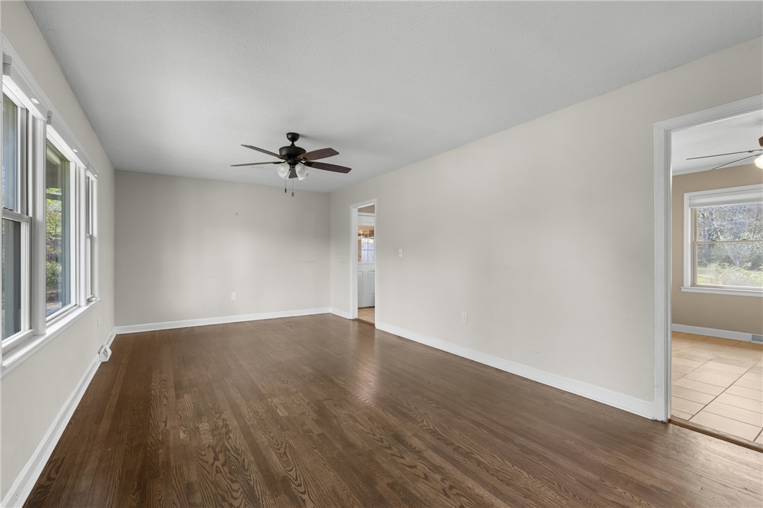 402 Maple Avenue Seneca, SC 29678 - Photo 30 of 38