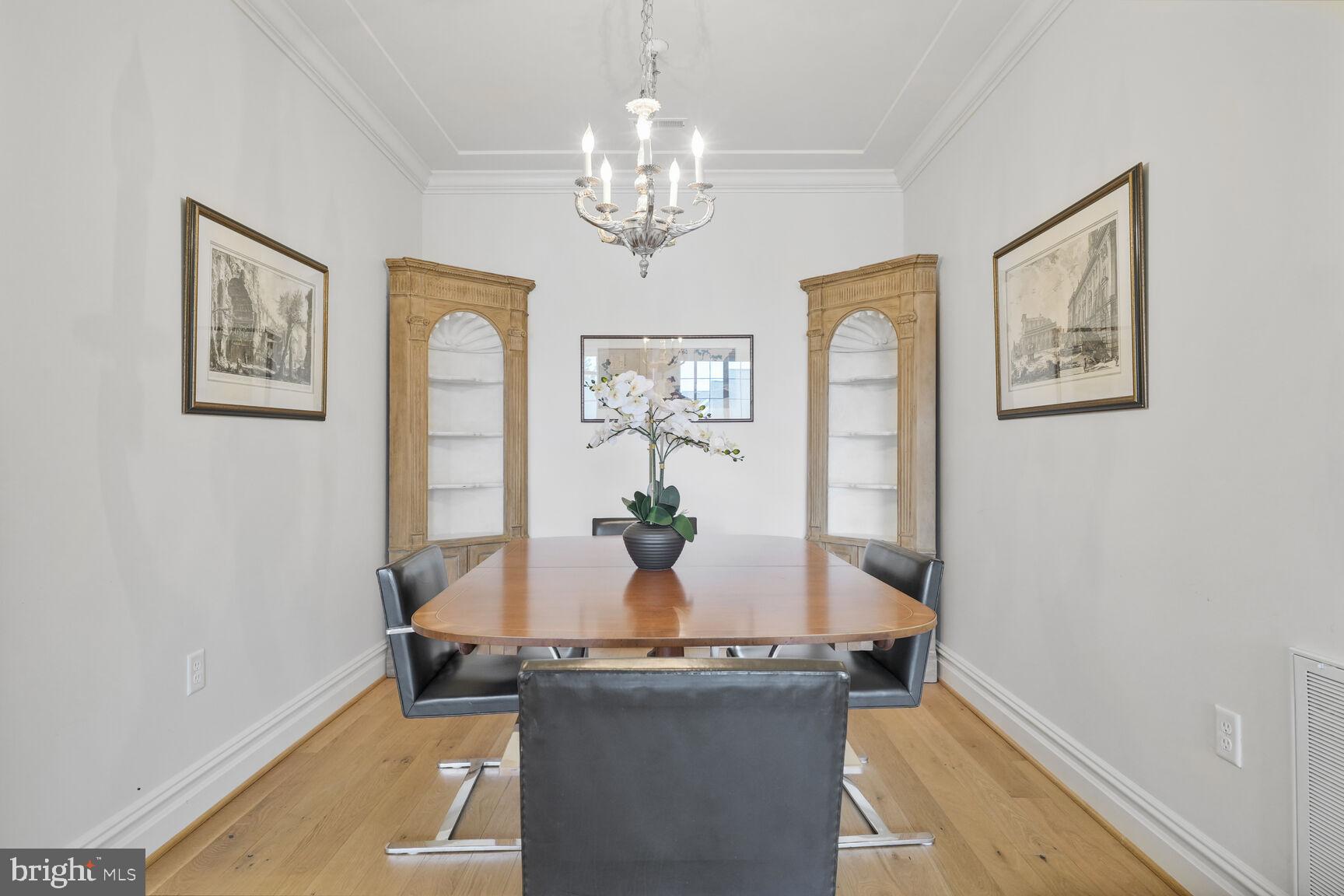 6900 Fleetwood Road, Unit 401 McLean, VA 22101 - Photo 13 of 29 a view of a dining room with a window