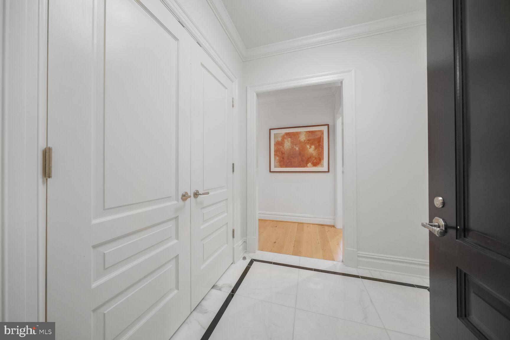 6900 Fleetwood Road, Unit 401 McLean, VA 22101 - Photo 5 of 29 a view of an entryway door