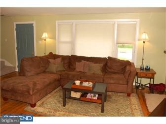 410 Burton Road Oreland, PA 19075 - Photo 7 of 12 Living Room