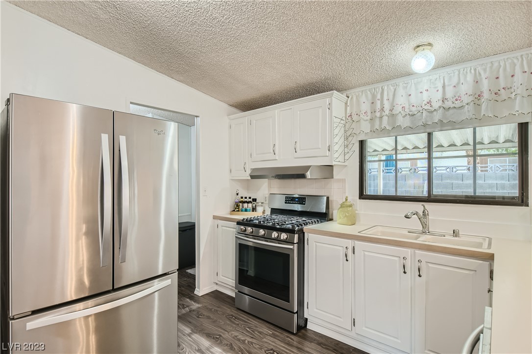 2002 Cullen Street Henderson, NV 89002 - Photo 15 of 51