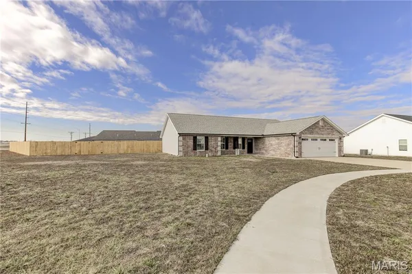 $299,900 | 1205 Yosemite, Sikeston, MO 63801