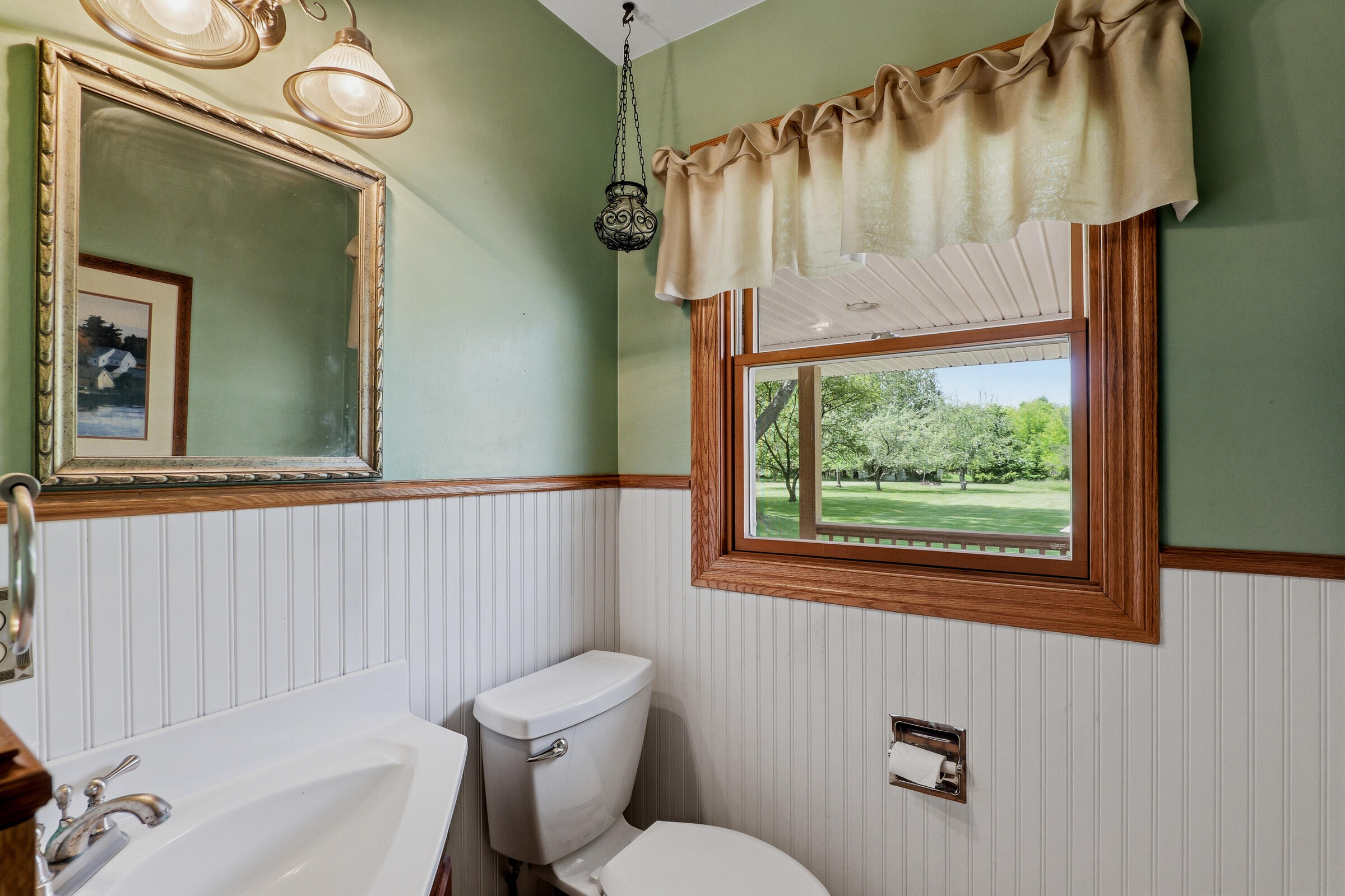 4528 Lakeshore Road Sheboygan, WI 53083 - Photo 18 of 54 4528Lakeshore-18