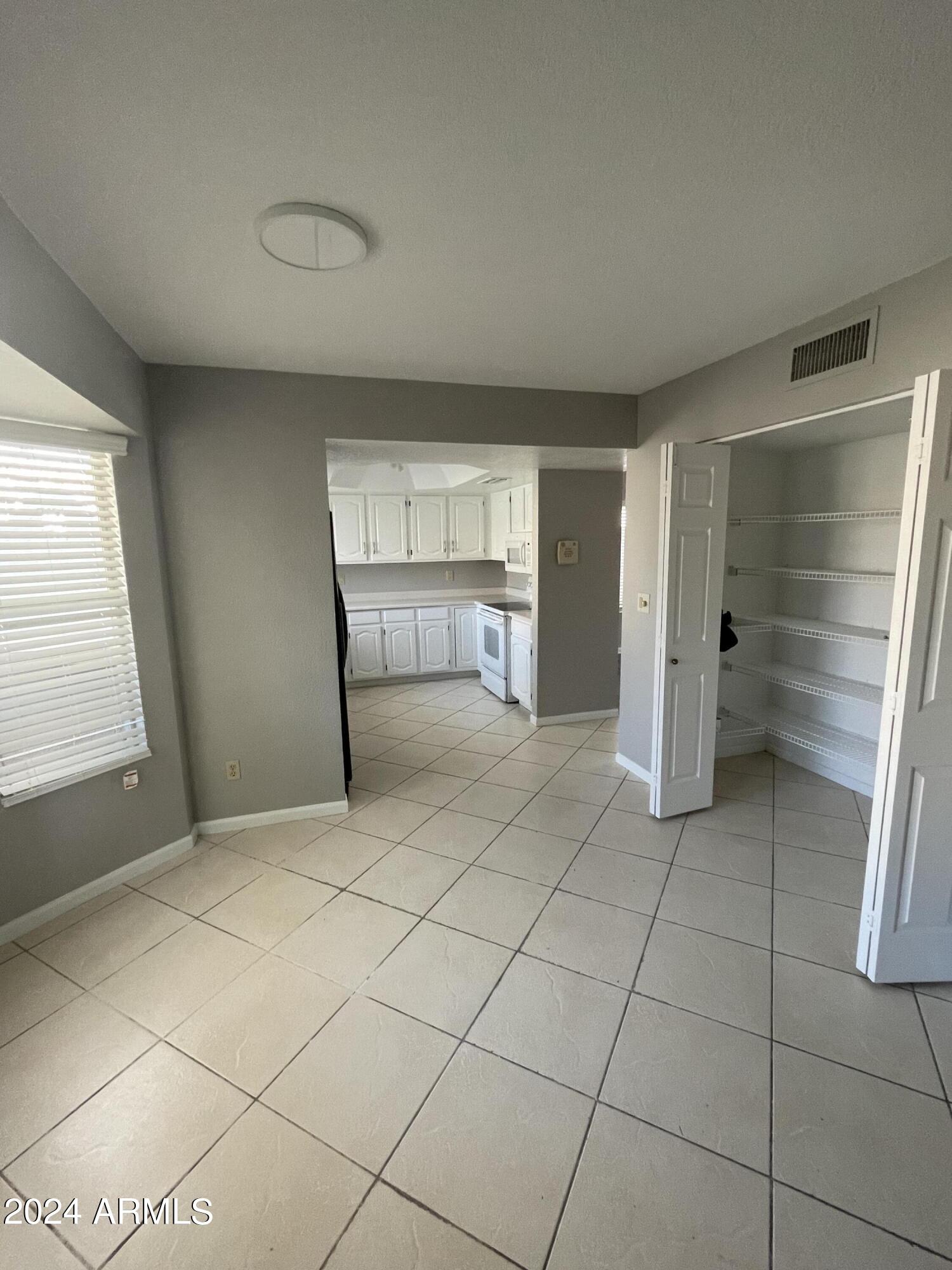456 East Silver Creek Road Gilbert, AZ 85296 - Photo 7 of 24 IMG_7982