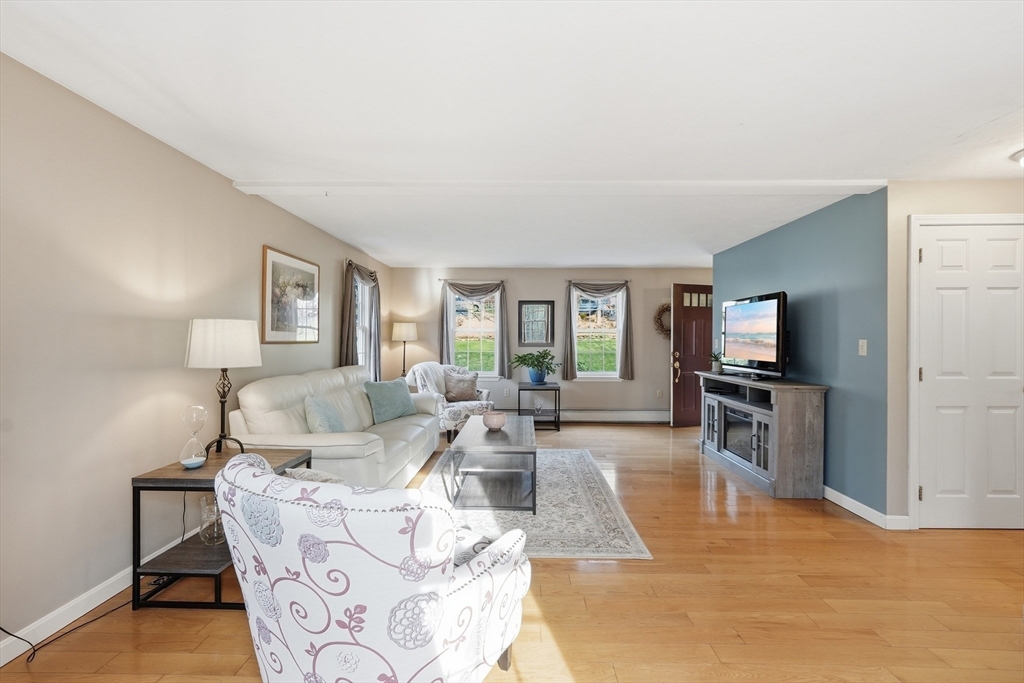 51 Clark Road Sturbridge, MA 01518 - Photo 18 of 42 Gallery Image 18