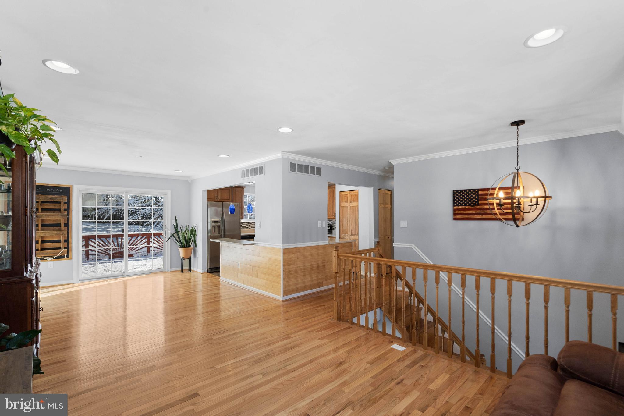 633 Riden Street Odenton, MD 21113 - Photo 2 of 26 Open concept main living level with lots of sun