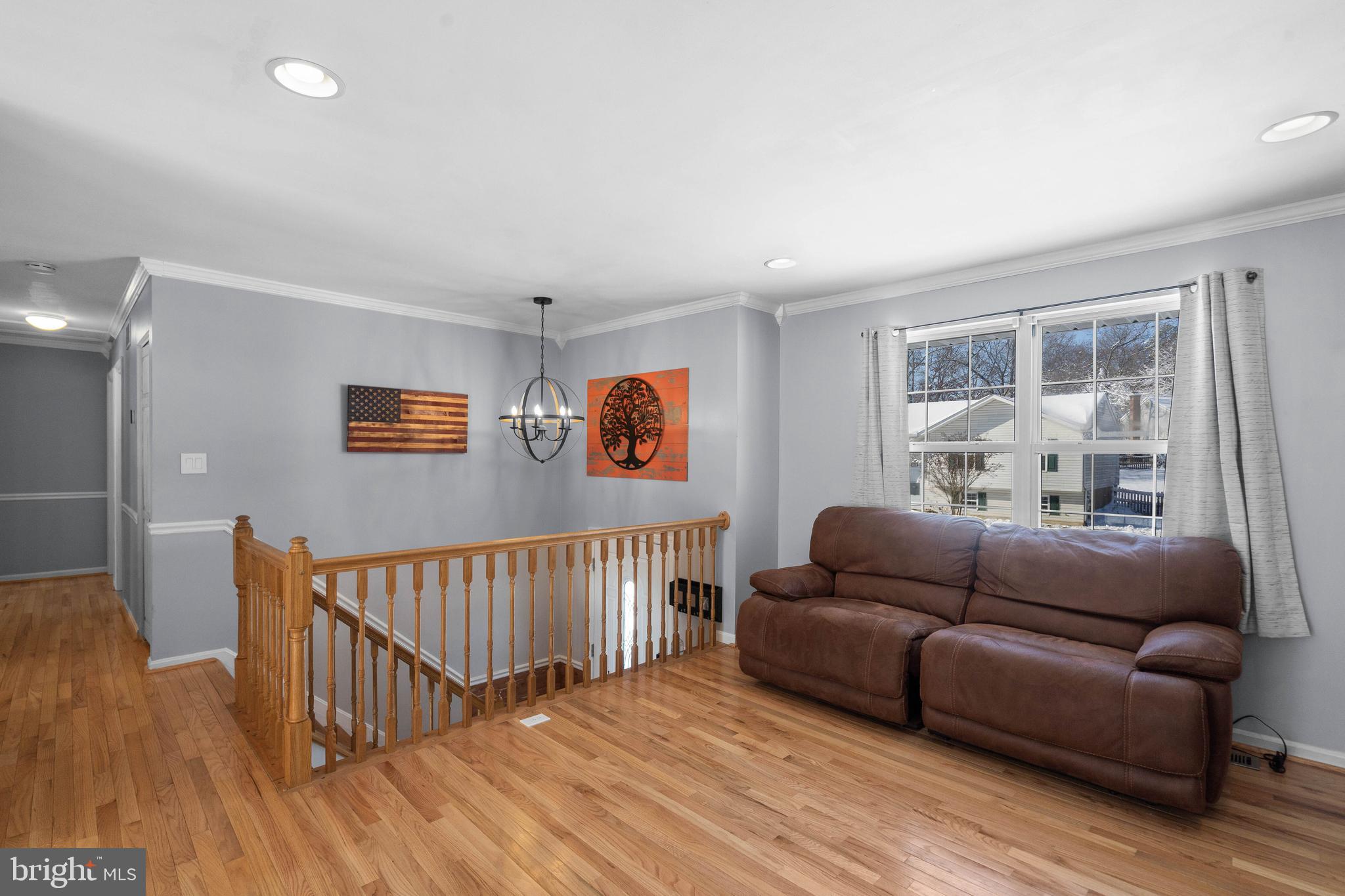633 Riden Street Odenton, MD 21113 - Photo 3 of 26 Gallery Image 3