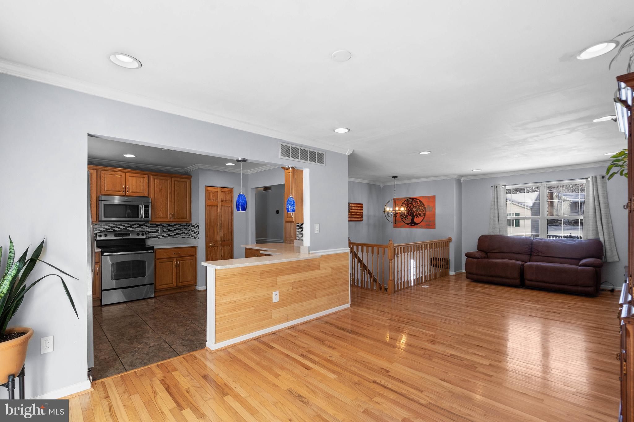 633 Riden Street Odenton, MD 21113 - Photo 4 of 26 Kitchen open to living room and dining room