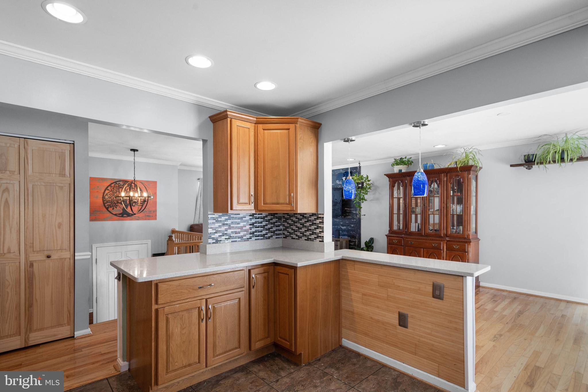 633 Riden Street Odenton, MD 21113 - Photo 6 of 26 Plenty of counter space and bar seating