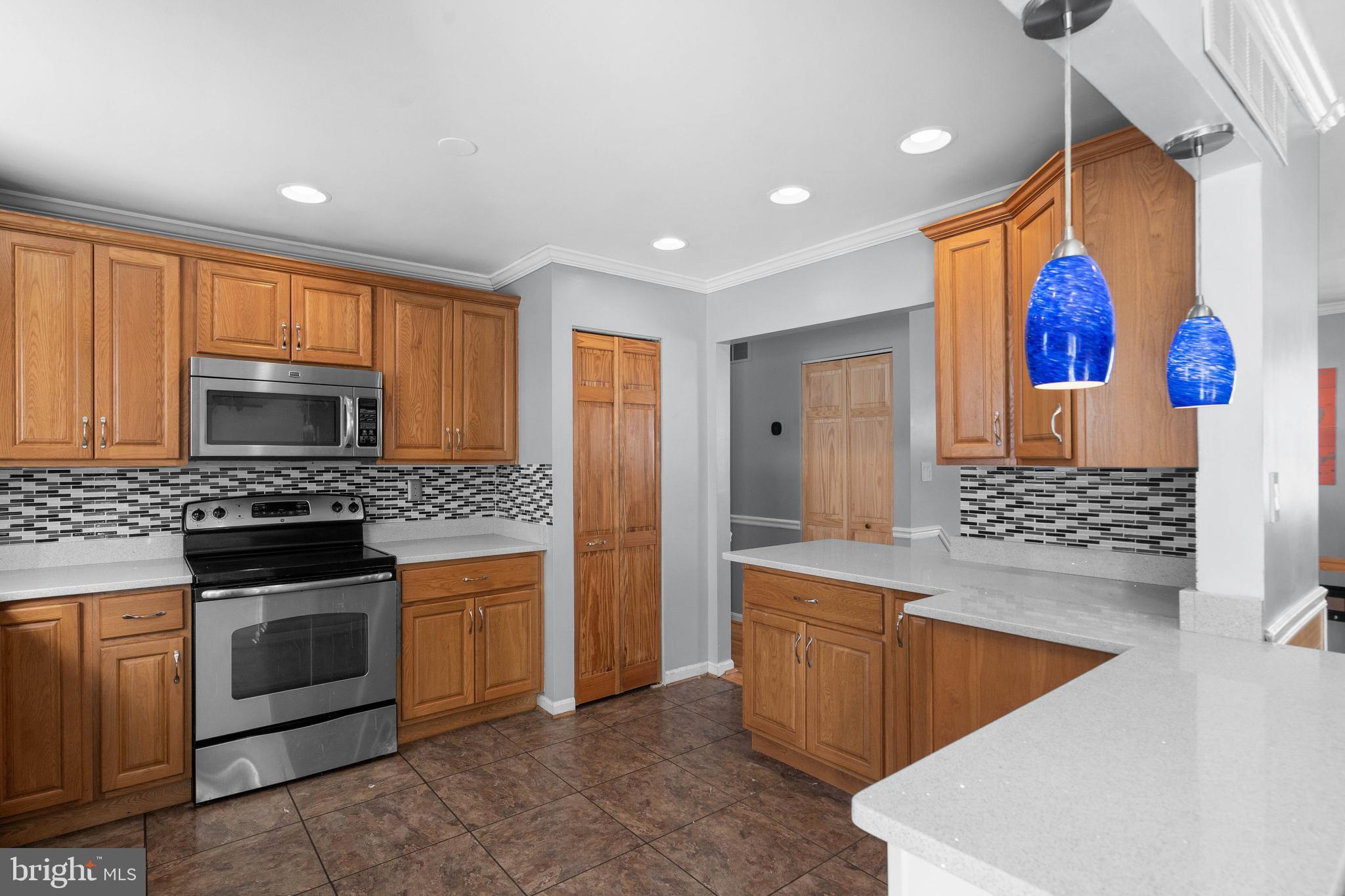 633 Riden Street Odenton, MD 21113 - Photo 7 of 26 Gallery Image 7
