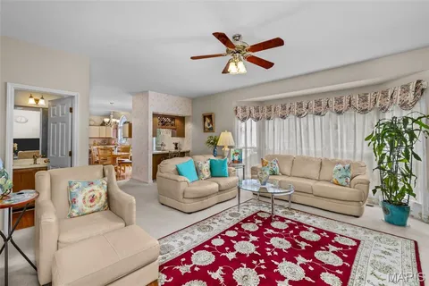 $539,900 | 403 Arbor Glen Drive, Ballwin, MO 63021