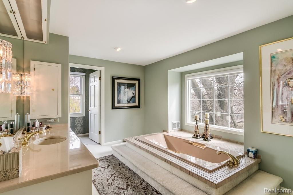 32400 Evergreen Road Beverly Hills, MI 48025 - Photo 39 of 71