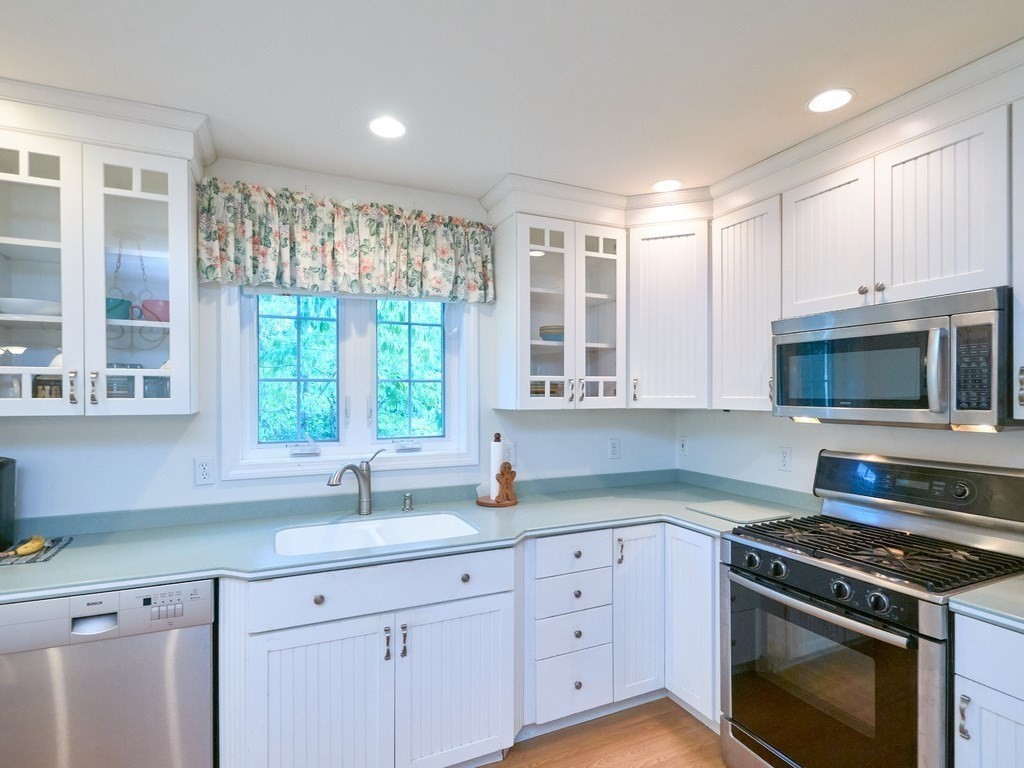 128 Benjamin Road Shirley, MA 01464 - Photo 19 of 39