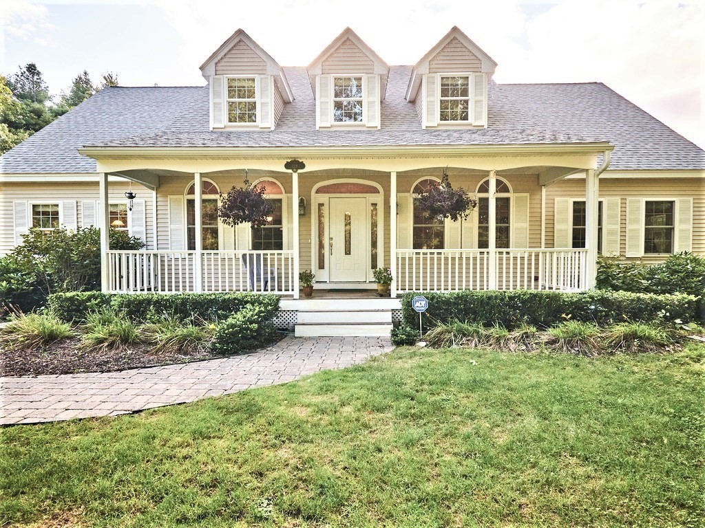 128 Benjamin Road Shirley, MA 01464 - Photo 2 of 39