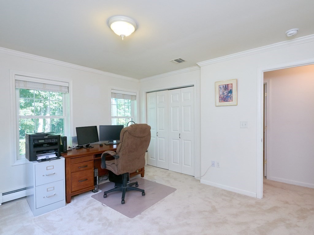 128 Benjamin Road Shirley, MA 01464 - Photo 28 of 39