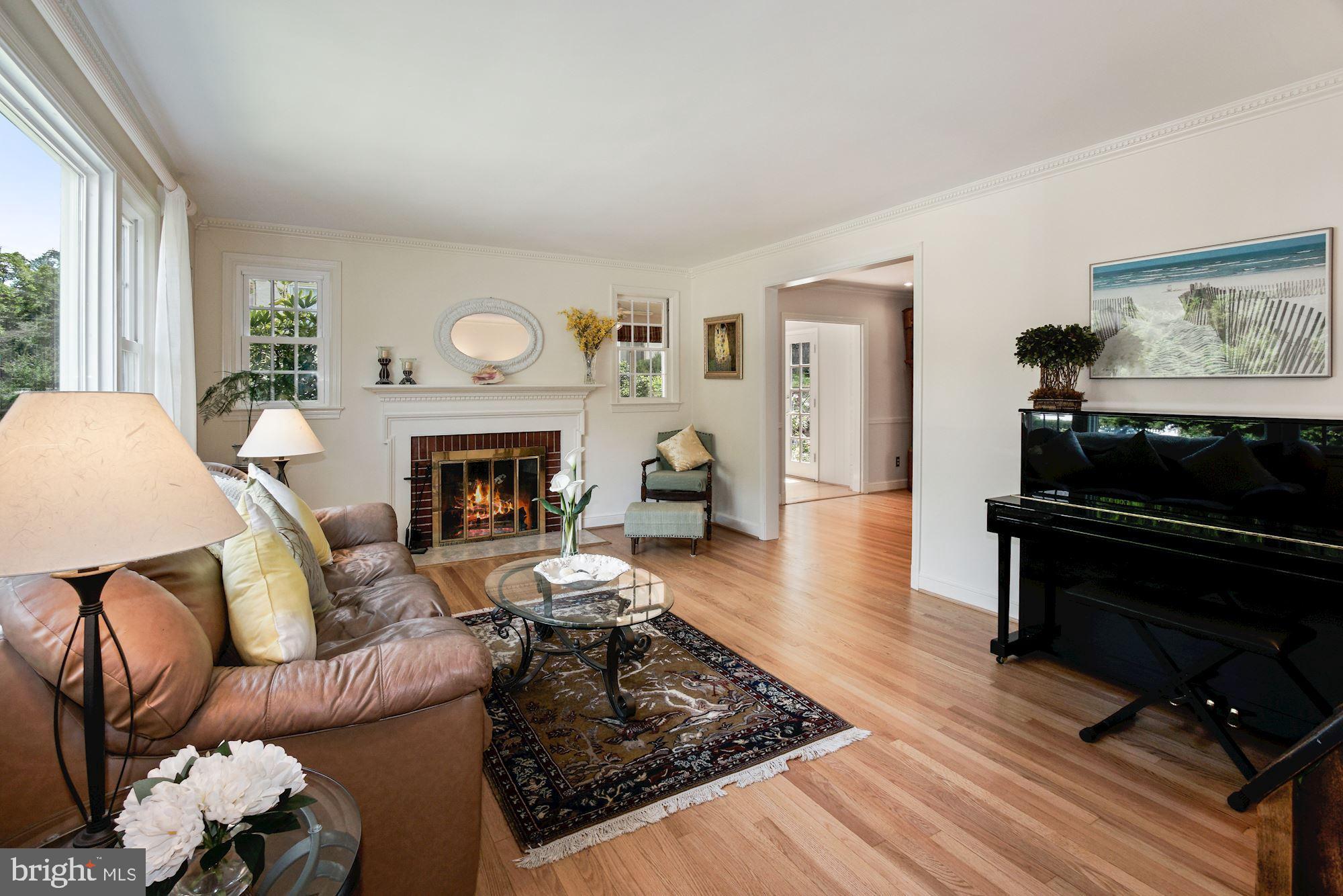 4520 Saul Road Bethesda, MD 20814 - Photo 5 of 33 Gallery Image 5