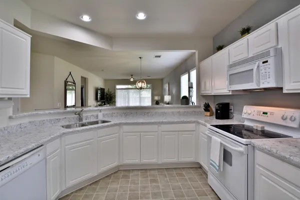 $2,650 | 247 Bonham Loop, Georgetown, TX 78633