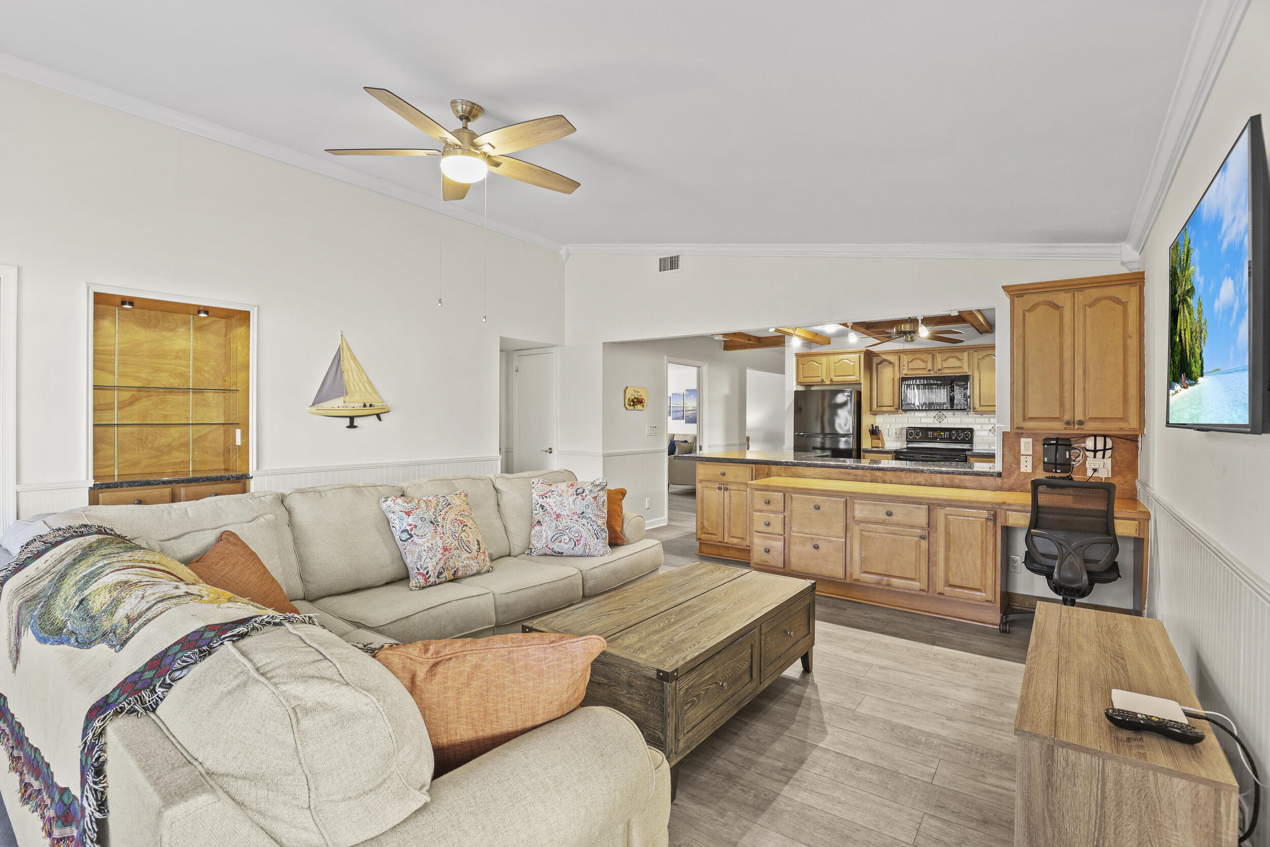 1089 Raintree Drive Palm Beach Gardens, FL 33410 - Photo 17 of 38 1089 Raintree Dr