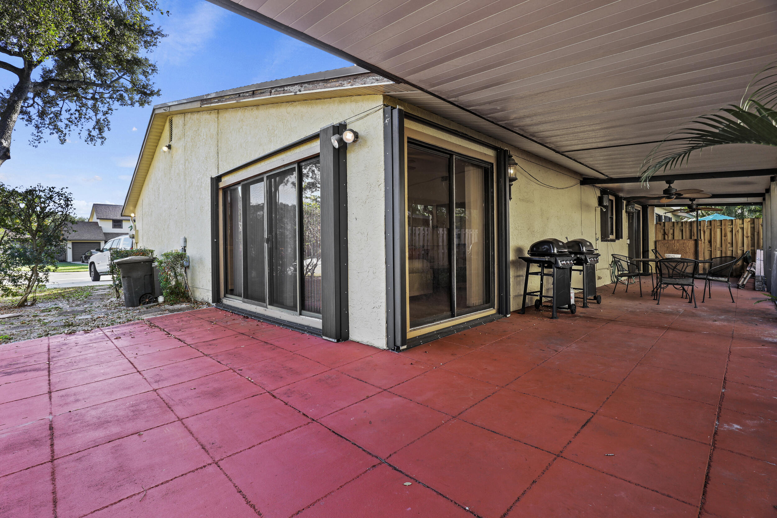 1089 Raintree Drive Palm Beach Gardens, FL 33410 - Photo 28 of 38 1089 Raintree Dr