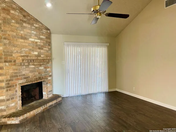 $1,550 | 8600 Wood Wind, San Antonio, TX 78251