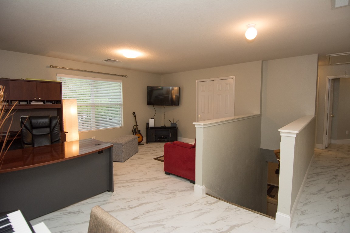 16933 Scenic Knoll Conroe, TX 77385 - Photo 29 of 36