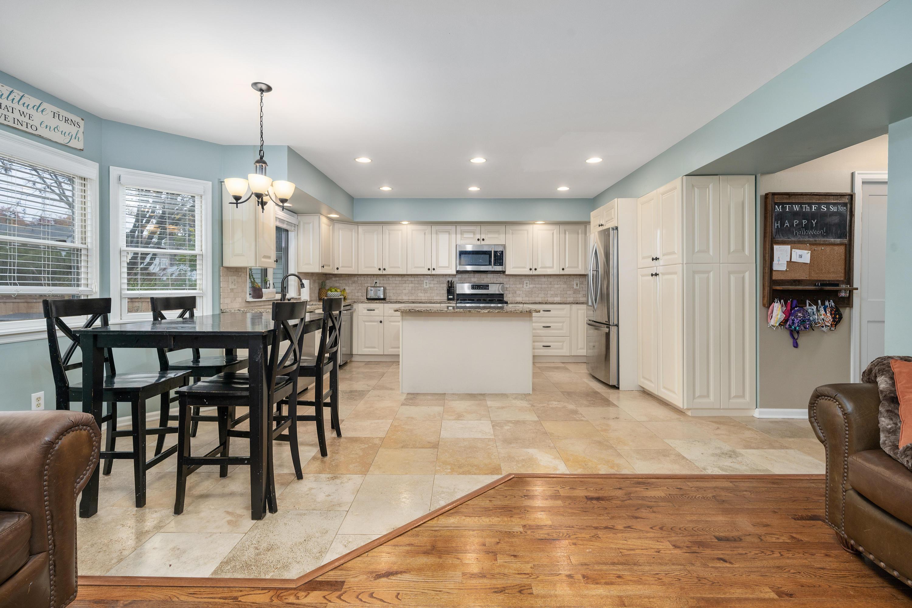 143 North Cassingham Road Columbus, OH 43209 - Photo 12 of 53 Gallery Image 12