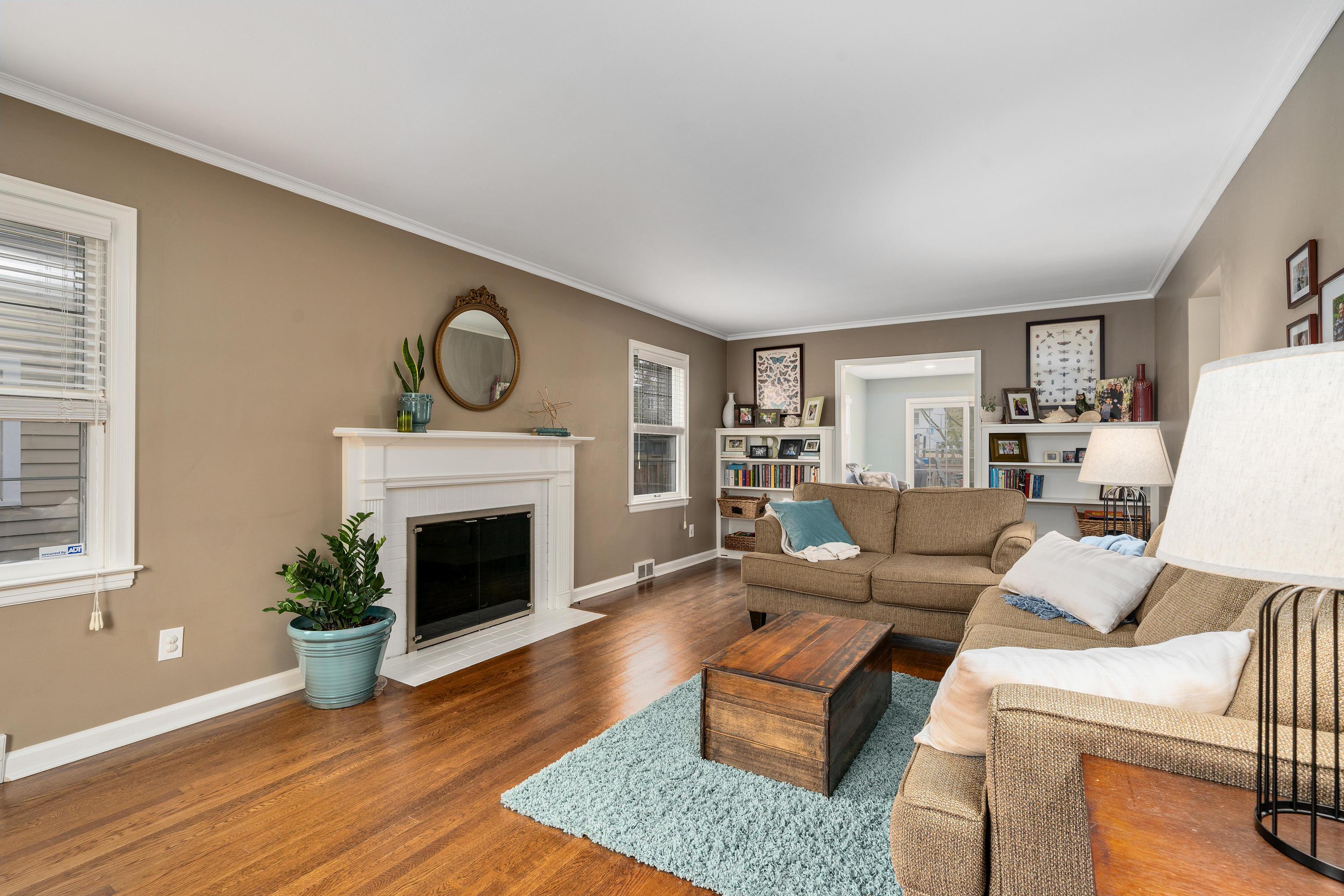 143 North Cassingham Road Columbus, OH 43209 - Photo 3 of 53 Gallery Image 3