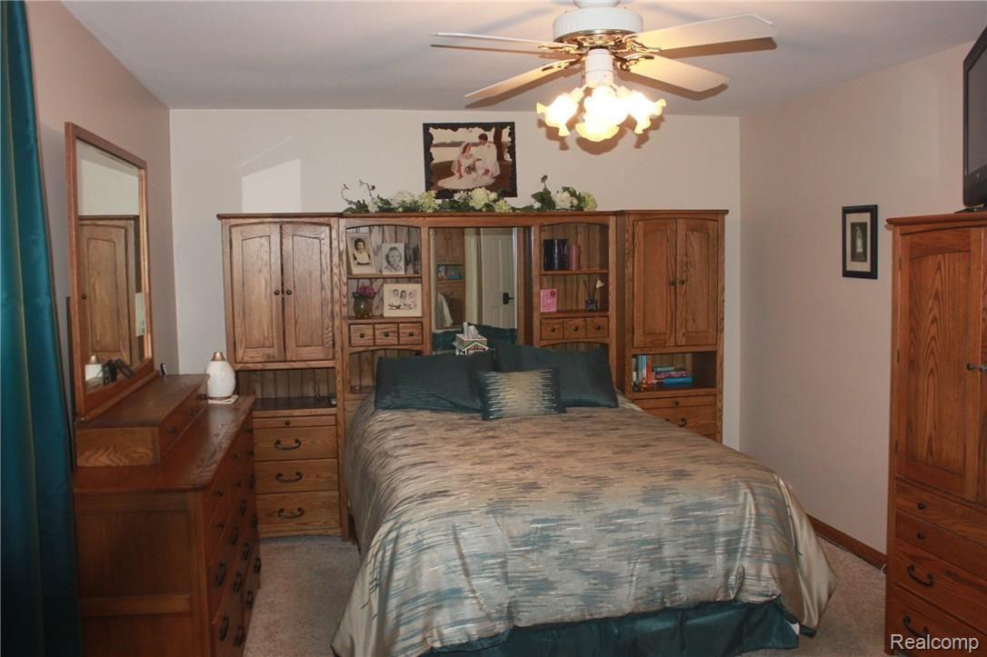 8012 Jordan Road Grand Blanc, MI 48439 - Photo 20 of 36 IMG_7390 (2).JPG