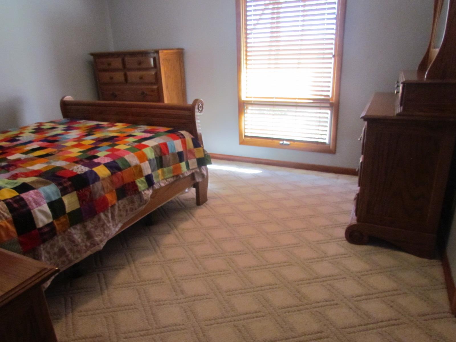 510 Bush Road Manchester, TN 37355 - Photo 10 of 21 a bedroom with a bed and a window