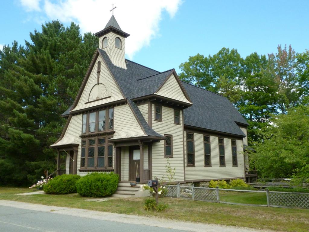 1 Muchmore Road Bethlehem, NH 03574 - Photo 1 of 31 Gallery Image 1