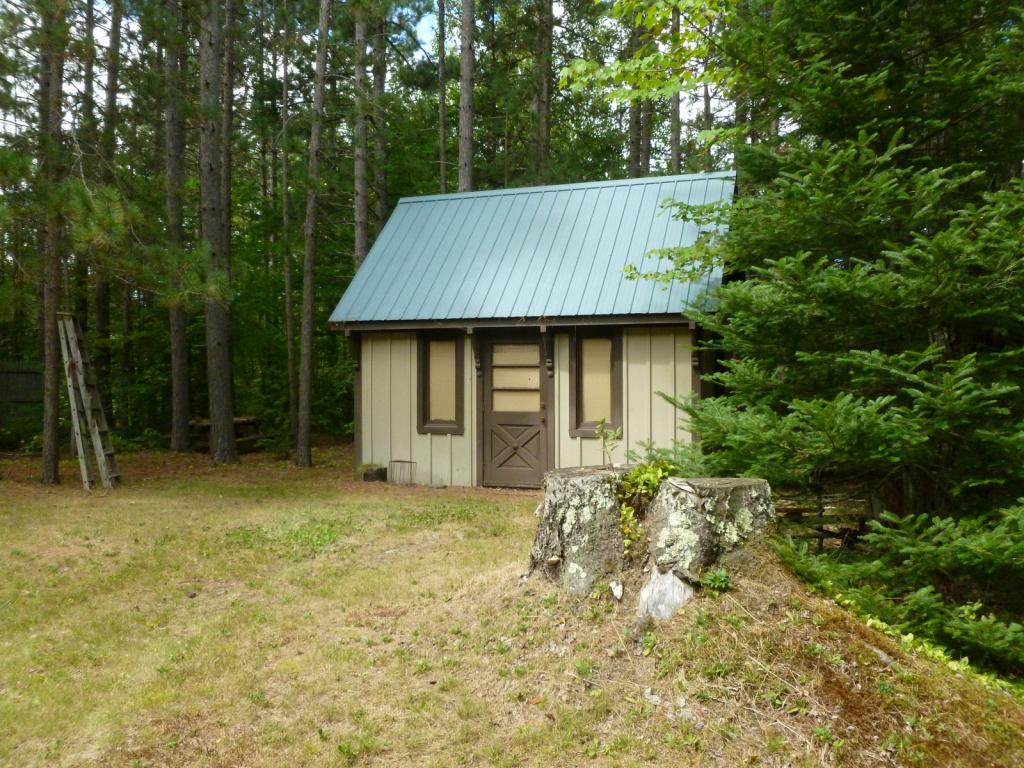1 Muchmore Road Bethlehem, NH 03574 - Photo 4 of 31 Gallery Image 4