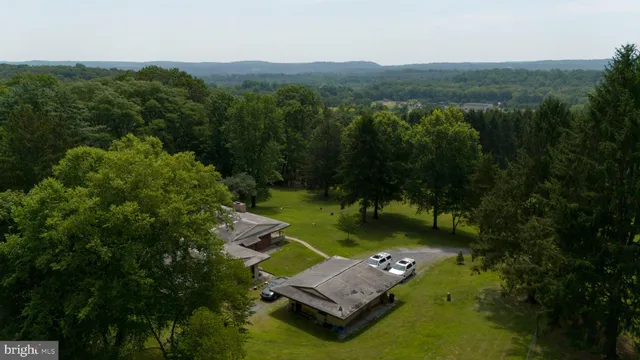 a view of a lake from a yard