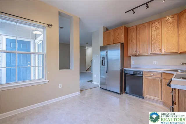 $299,900 | 946 Nittany Court, Allentown, PA 18104